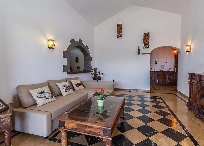 El Faro Vila Playa Blanca (Lanzarote)